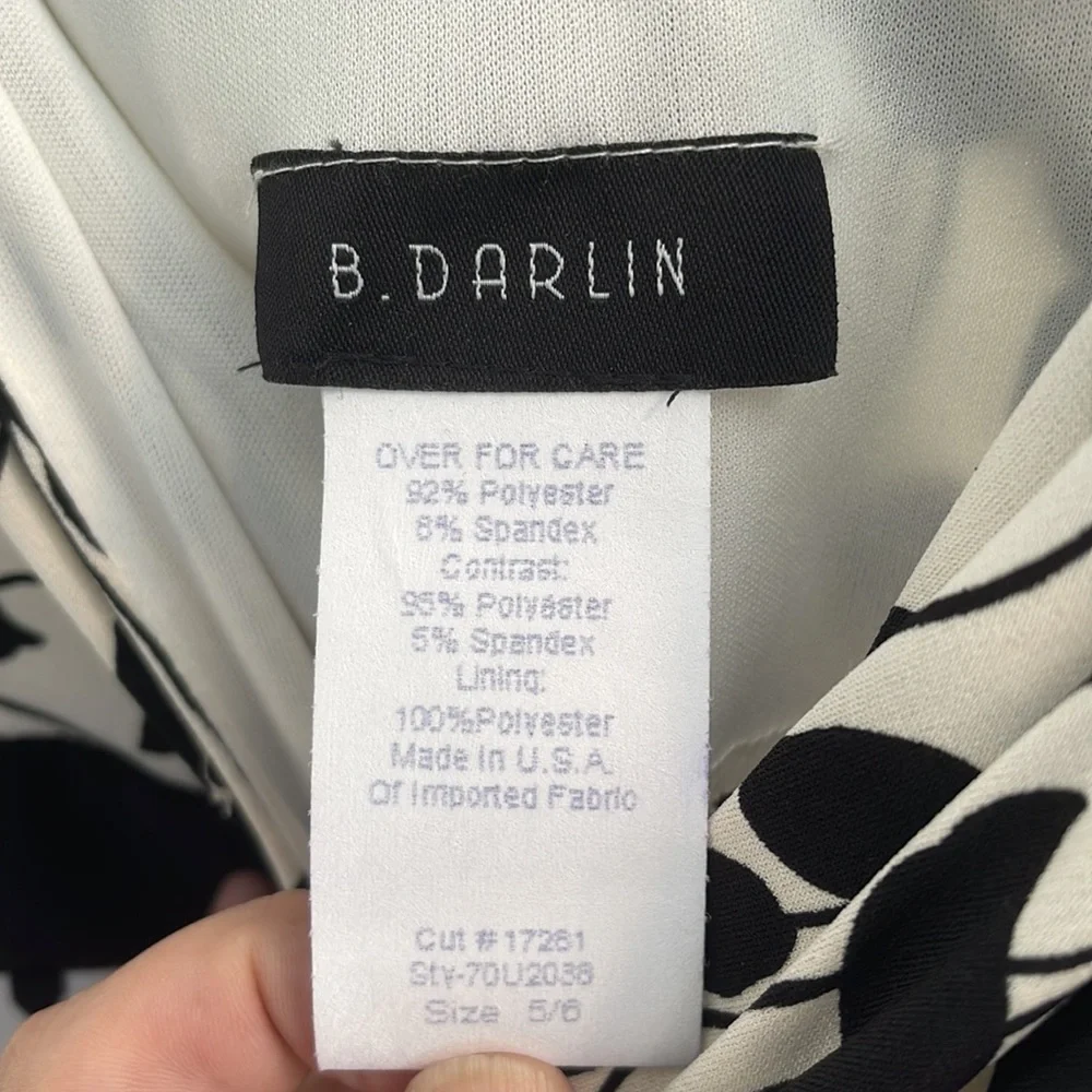 B. Darling women’s sleeveless dress - Picture 3 of 4